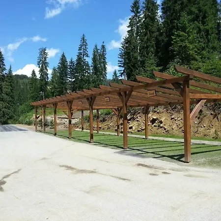 Studienky Lodge *
