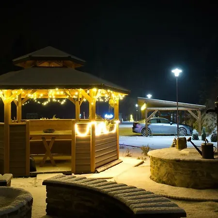 Studienky Lodge *