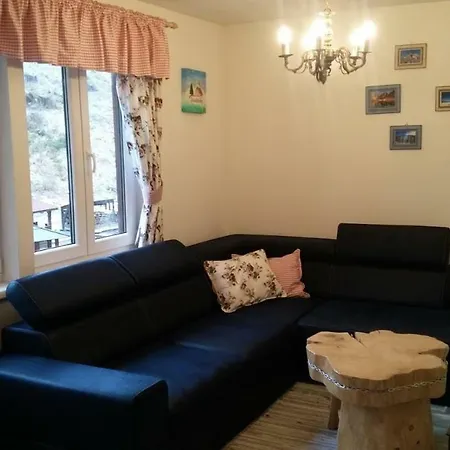 Lodge Studienky